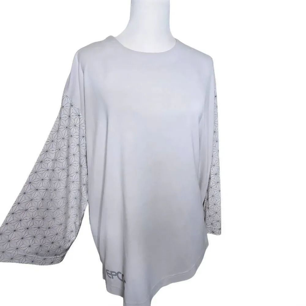 Disney EPCOT Spaceship Earth Geosphere Sleeve Grey Modal Top Shirt Large